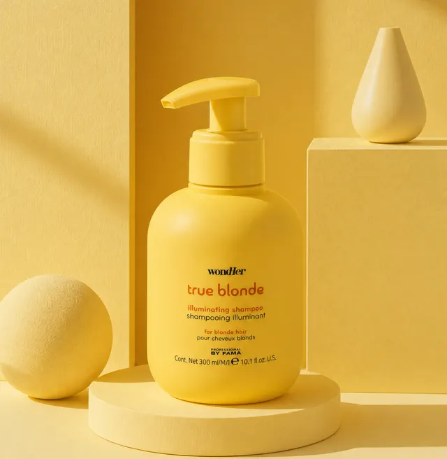 Professional by Fama True Blonde Illuminating Shampoo blond